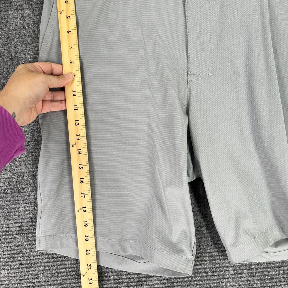 Banana Republic Shorts Mens Light Gray Performance‎ Stretch Casual Size 38